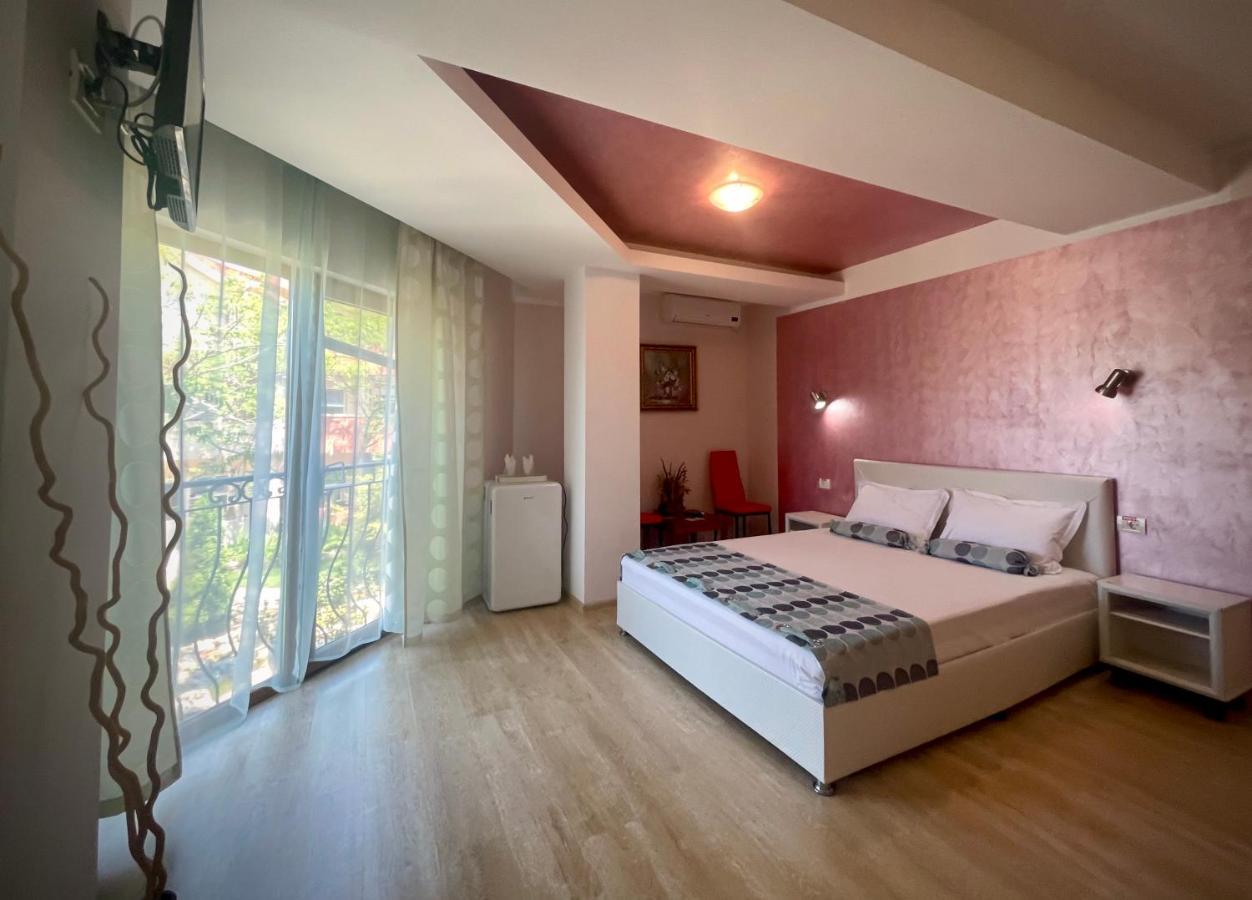 Vamabel House Bed & Breakfast Vama Veche Exterior photo